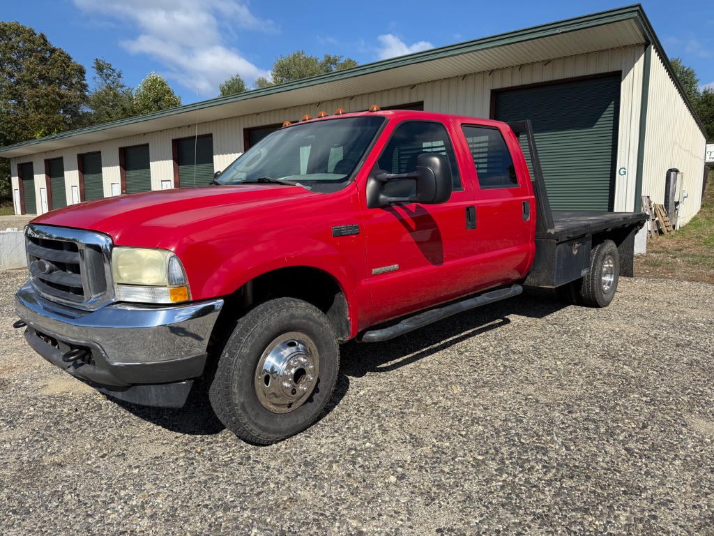 2004 Ford F-350 SD Chassis Cab XL