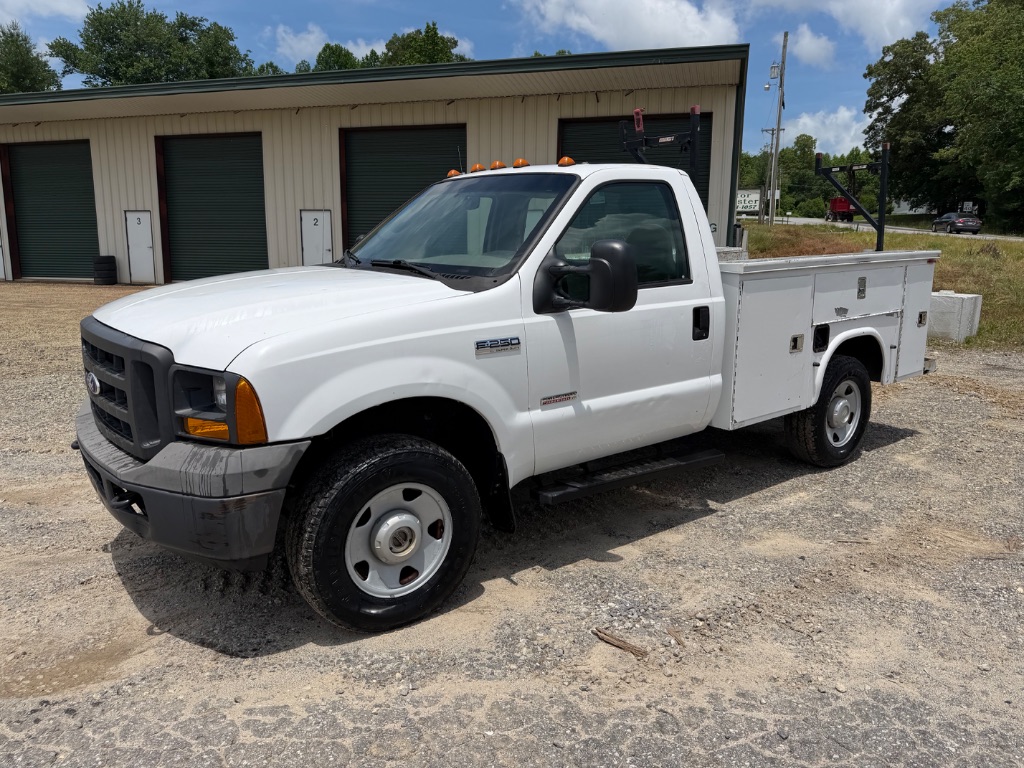 2005 Ford F-250's photo