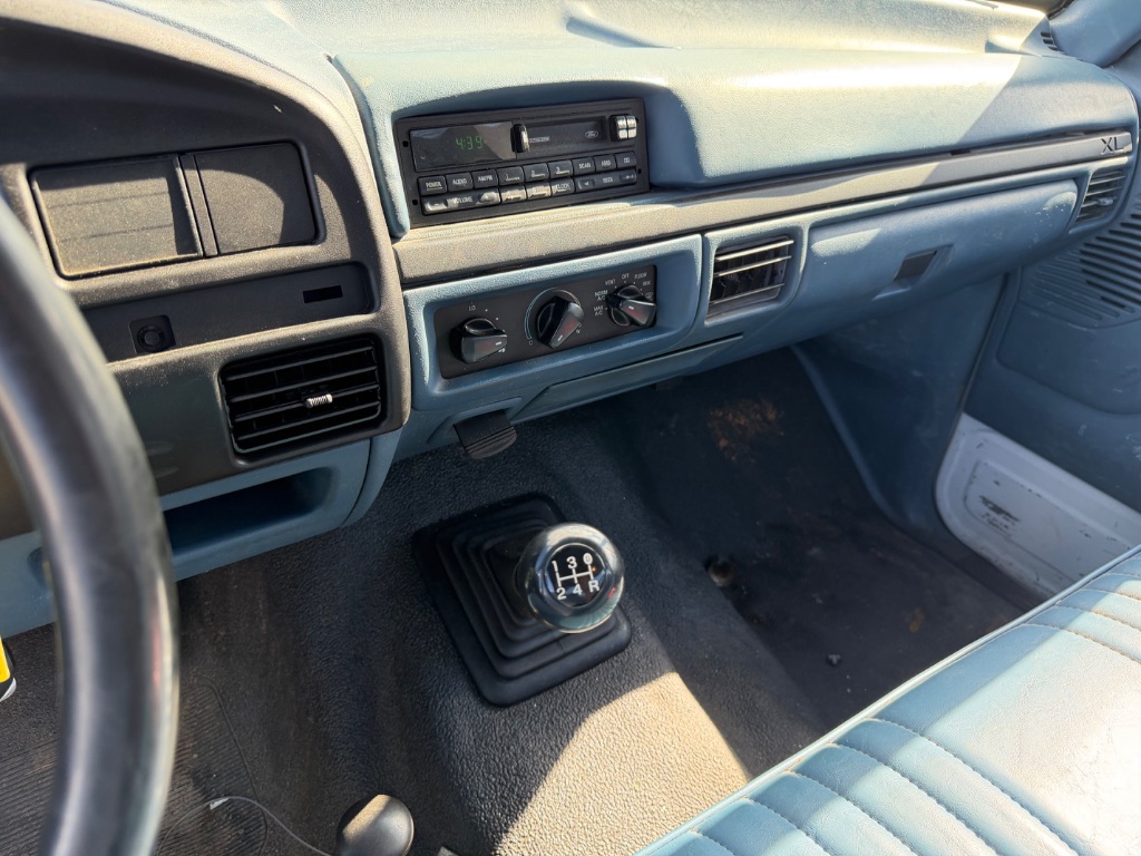 1997 Ford F - Photo 11