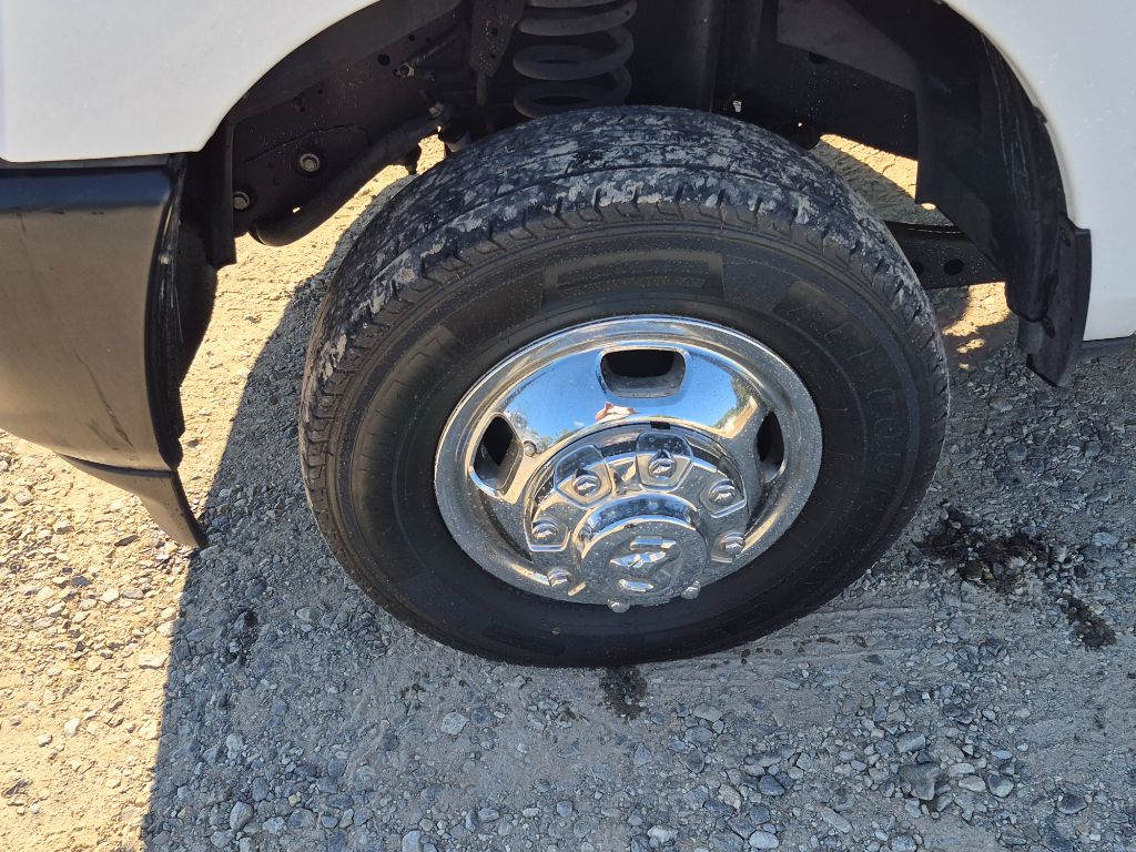 2023 RAM Ram 3500 Chassis Cab Tradesman - Photo 30
