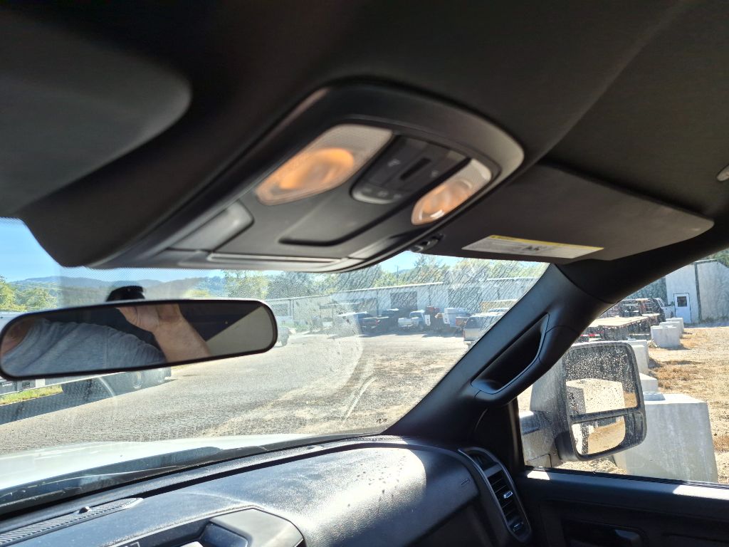 2023 RAM Ram 3500 Chassis Cab Tradesman - Photo 17