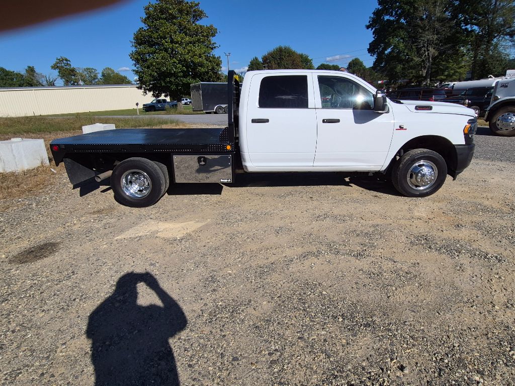 2023 RAM Ram 3500 Chassis Cab Tradesman - Photo 6